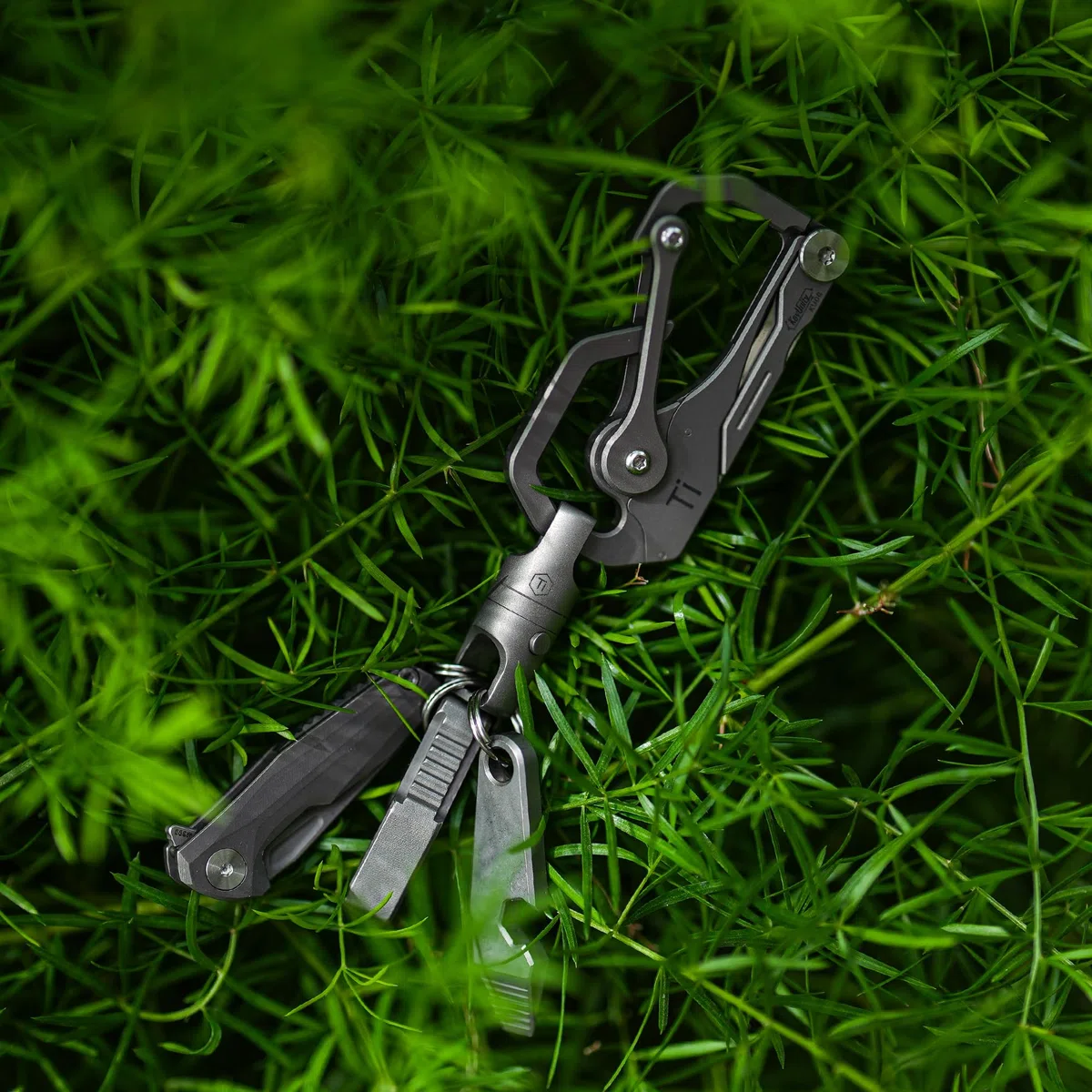 KeyUnity - Llavero magnético extraíble de titanio, llavero de doble extremo, enlace de llave giratoria de titanio, Ka48sw