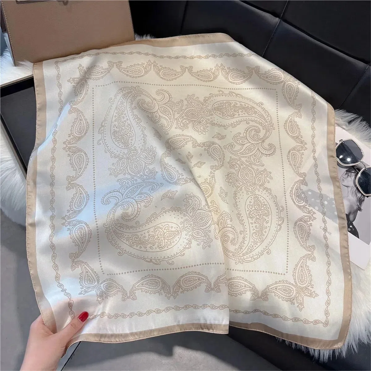 Pañuelo de satén, Bufandas de moda for mujer, 1 unidad, 70 x 70 cm, bufanda de seda con estampado cuadrado, chal decorativo, bandana for el cuello