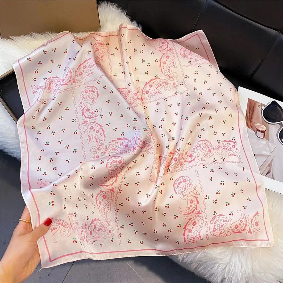 Pañuelo de satén, Bufandas de moda for mujer, 1 unidad, 70 x 70 cm, bufanda de seda con estampado cuadrado, chal decorativo, bandana for el cuello