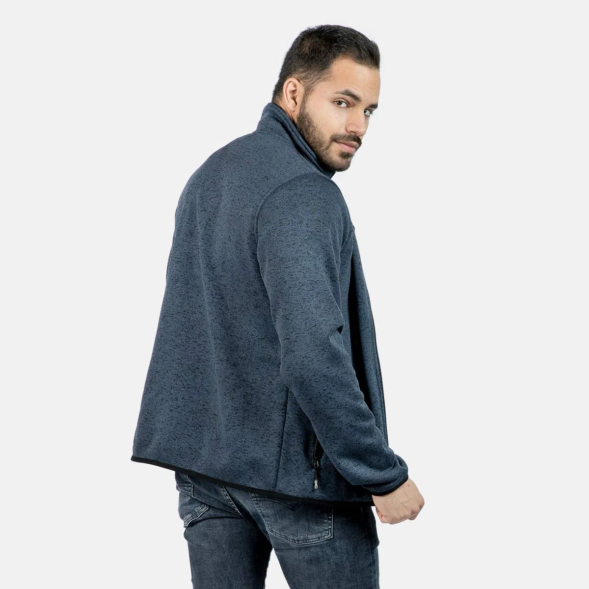 Izas SAMAUN M Chaqueta Polar de Punto para Hombre con Cuello Alto y Bolsillos Ventrales. Tejido de Calidad y Confortable para Mantener el Calor. Ropa Térmica de Montaña y Senderismo