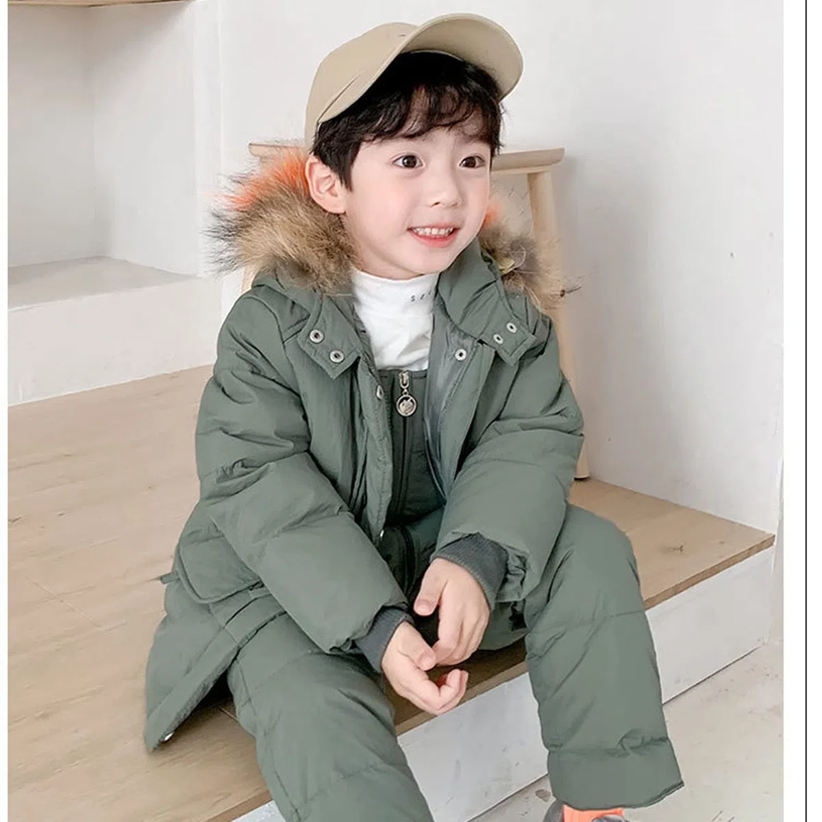 Traje de nieve infantil para niños pequeños, ropa de invierno, mono de piel sintética, chaqueta con capucha, abrigo, cartera