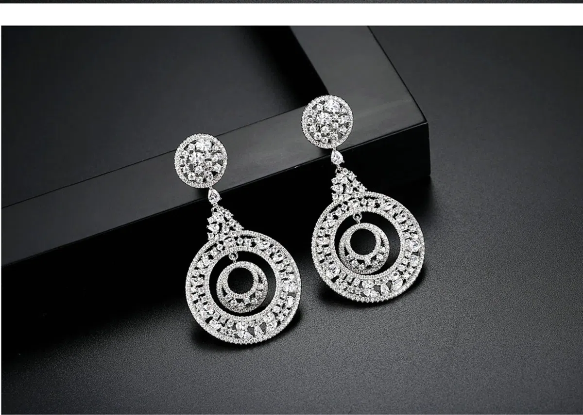 KnSam Pendientes de mujer, de oro, pendientes para niña, doble redondo con circonita cúbica, cobre, pendientes para mujer o niña, color blanco y oro