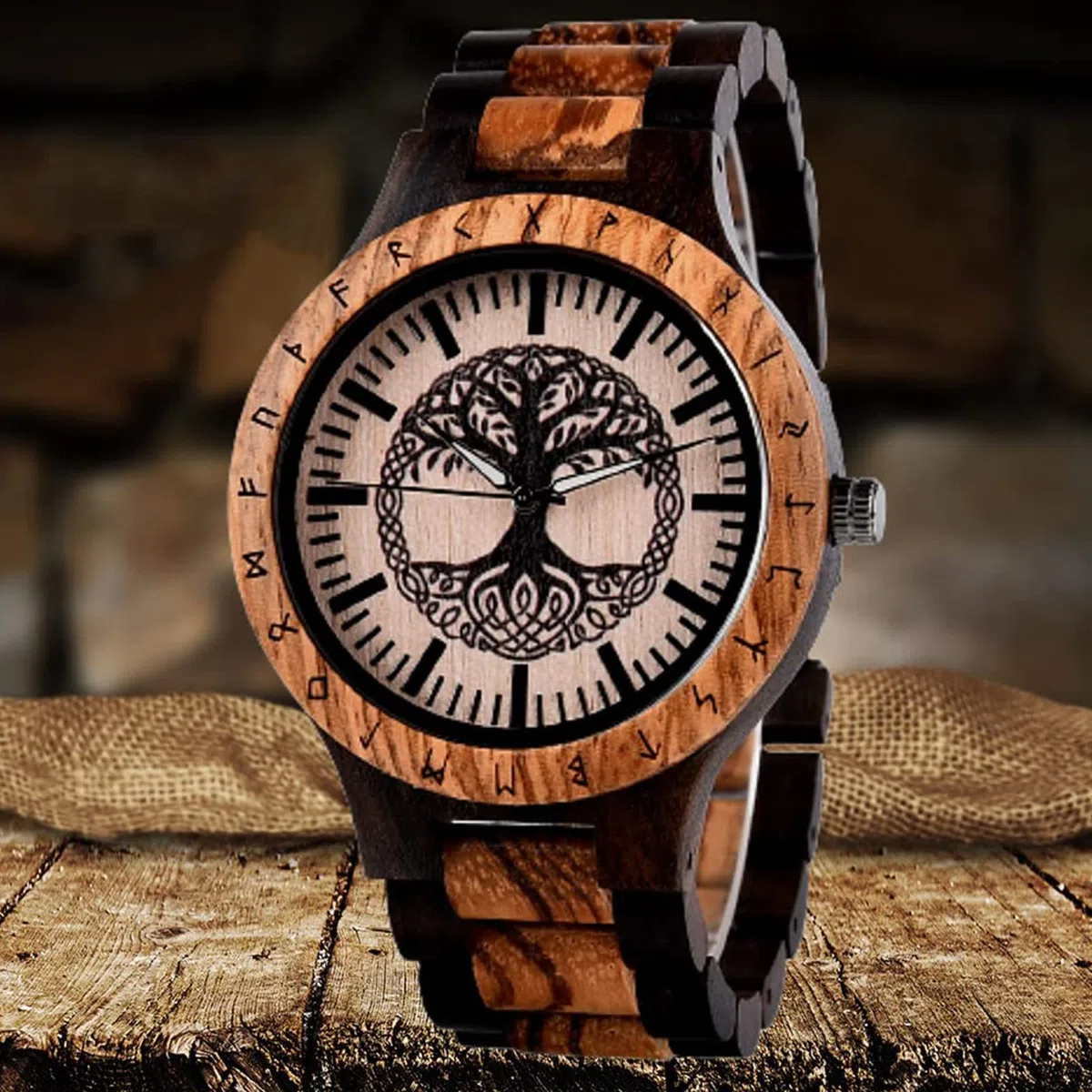 AVLUZ Reloj de pulsera de madera con diseño de árbol de la vida vikingo, hecho a mano, con mitología nórdica, correa ajustable, reloj de cuarzo analógico, caja de reloj de madera