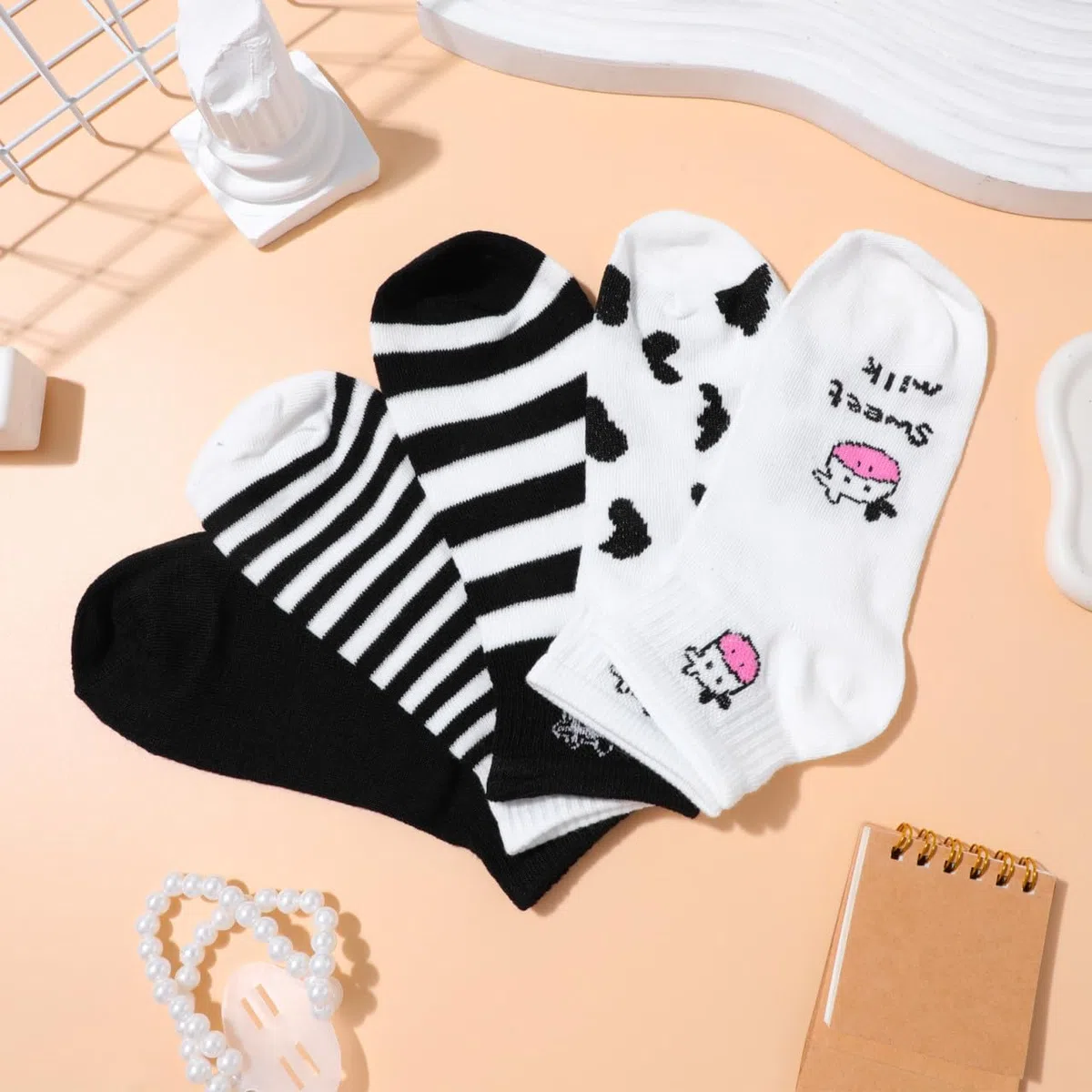 Calcetines de Vaca de Dibujos Animados Cortos Algodón 5 Pares Negro Blanco | Fiesta Verano, Calcetines Tobilleros Niña, Calcetines Estampado Animal para Teens y Kids