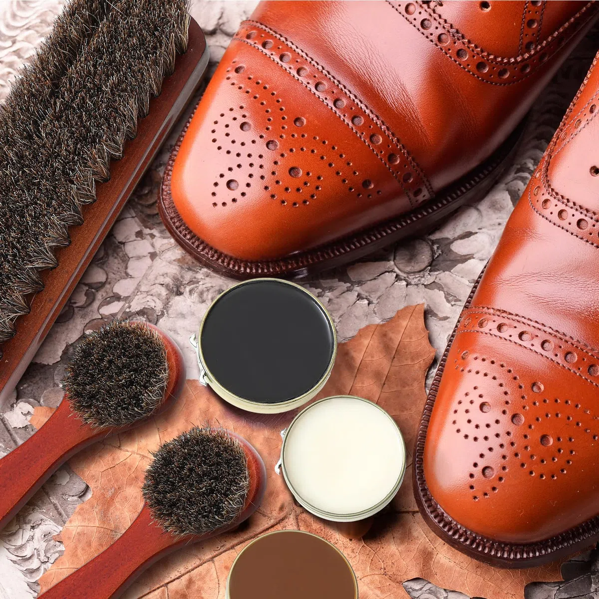 Kit de 13 esmaltes de zapatos para hombre, kit de brillo de zapatos negros, kit de cuidado de botas de cuero para limpieza con bolsa de almacenamiento de poliuretano