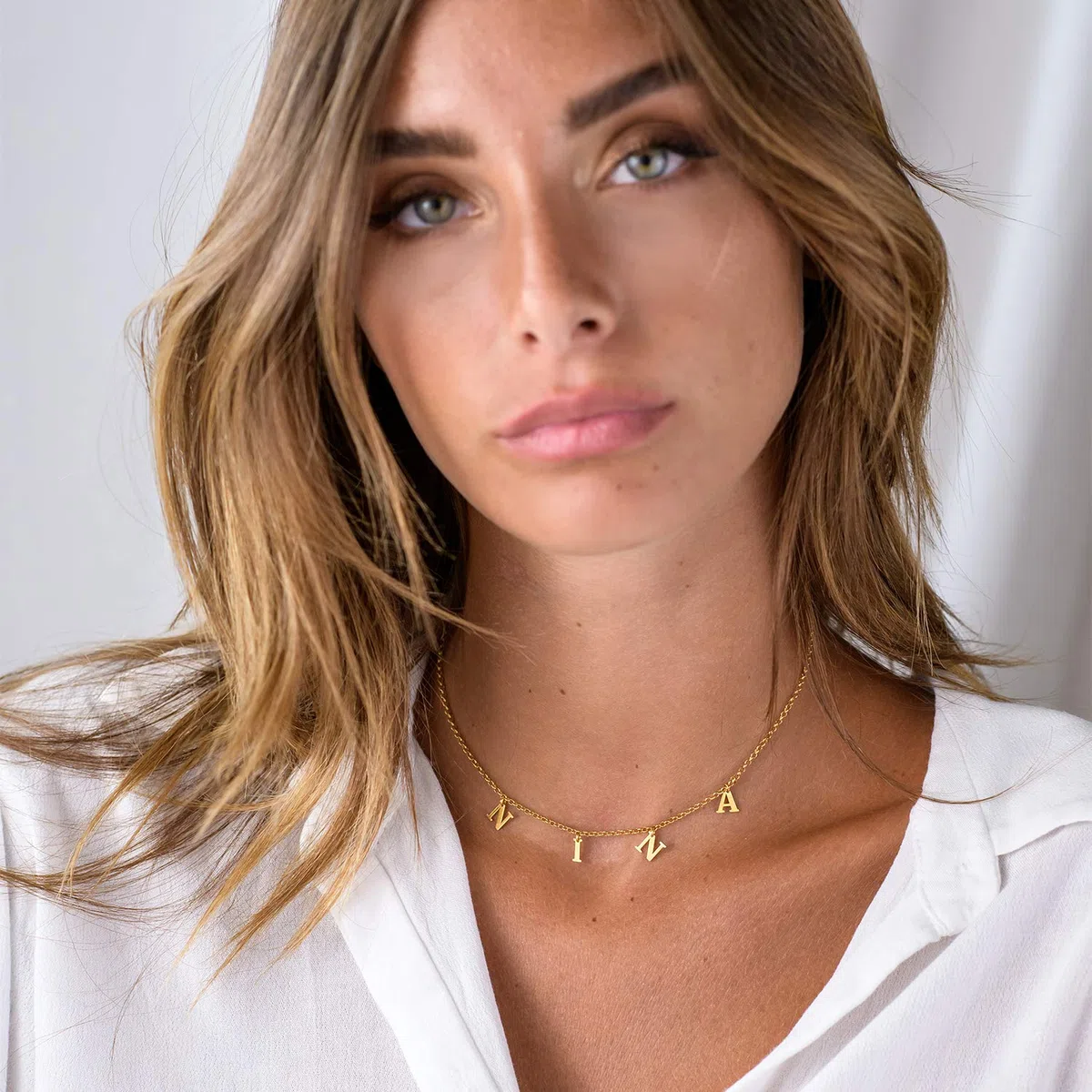 MyNameNecklace MYKA Gargantilla con Nombre Personalizado en Plata de Ley - Regalo Para Mujer, Regalo para Ella
