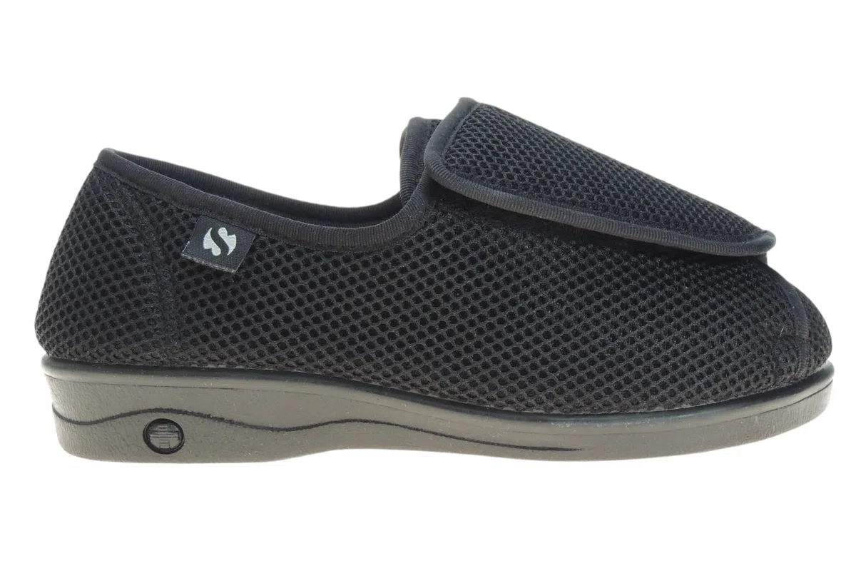 Calzados Romero Zapatilla para Pies Delicados en Ancho Especial para Mujer Tratamiento Antibacteriano Sanitized Negro Talla 38