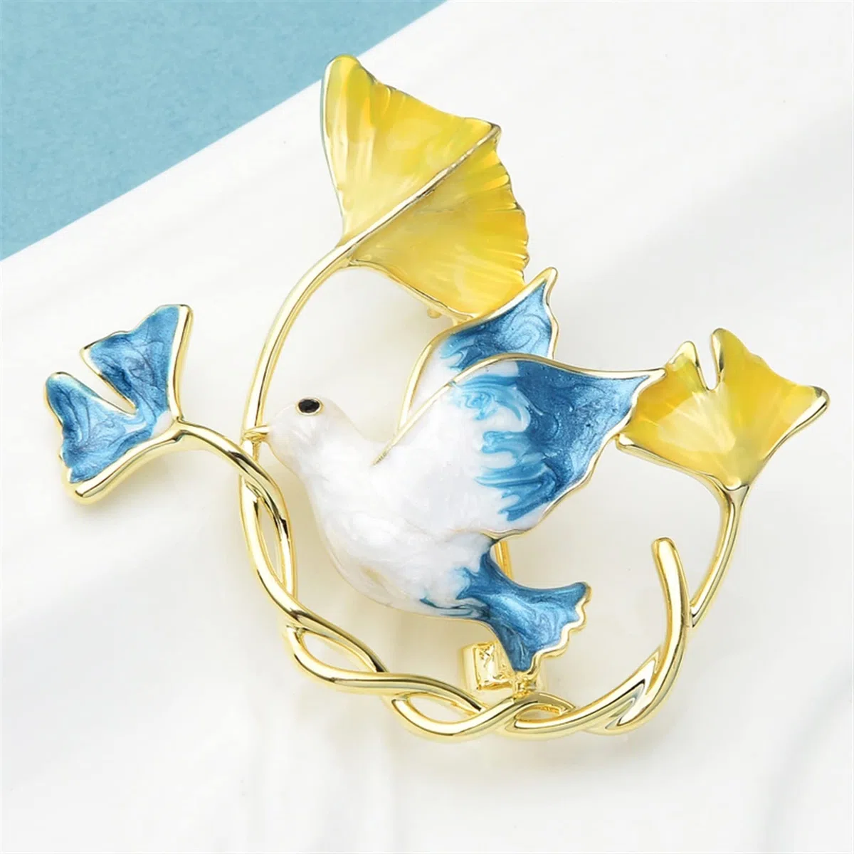 WXKAGF Broche para Mujer, Accesorios de Moda para Mujer, Broche esmaltado de Paloma Ginkgo, Broche de Hoja de pájaro para Mujer, cárdigan, Chaqueta, Abrigo, Broche, Broches exquisitos