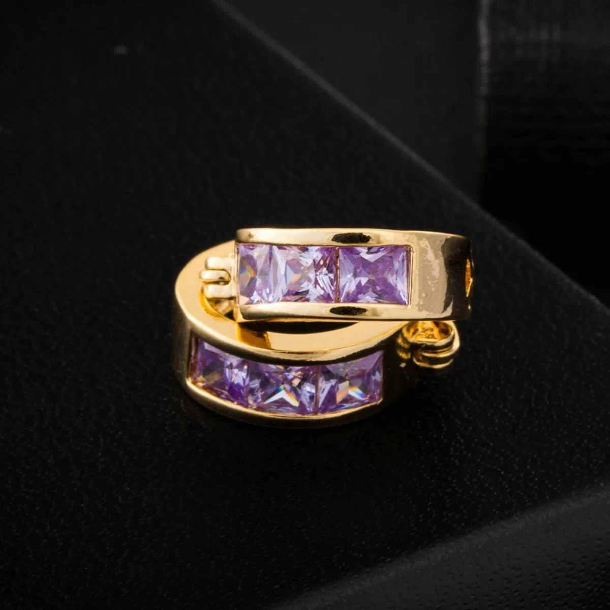 AMDXD Pendientes de mujer de oro 585, clásicos pendientes de aro con amatista lila, corte cuadrado, oro amarillo de 14 quilates, pendientes para mujer, pequeños y auténticos