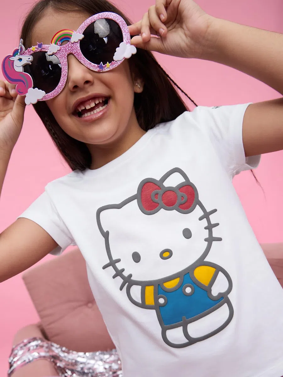 The Souled Store Camiseta oficial de Hello Kitty: Kitty White para niñas, manga corta, cuello redondo, estampado de ajuste regular, de algodón
