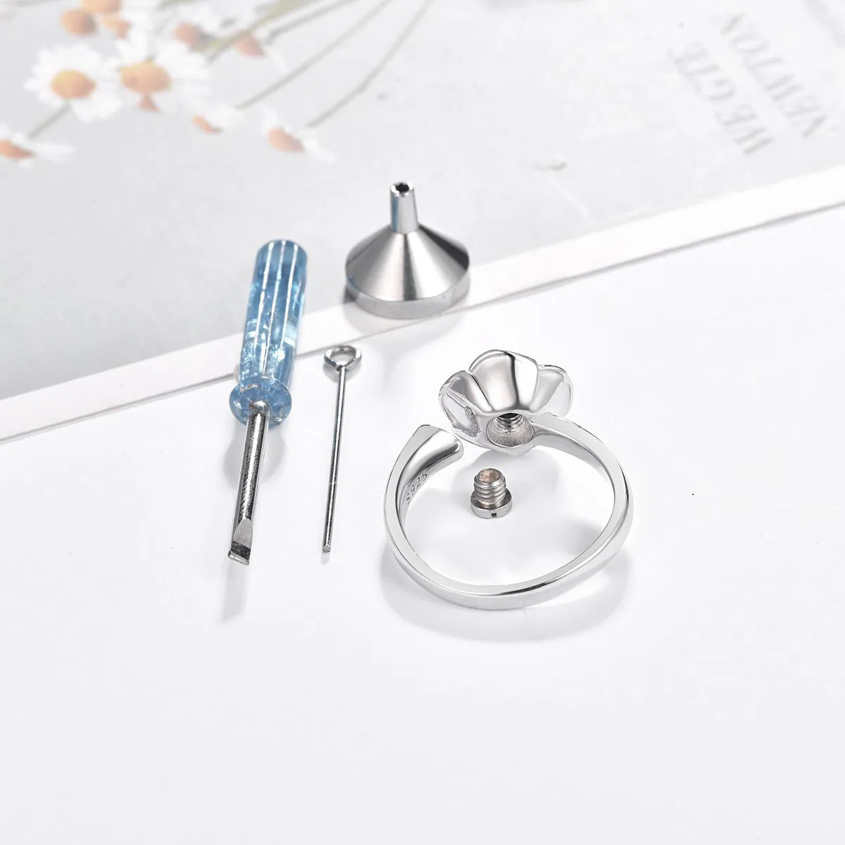 KINGWHYTE Anillo de plata de ley 925 con diseño de infinito para mujer, urna de cremación, cenizas, anillo de recuerdo, joyería para mujeres, madres, hombres y mascotas, Plata de ley