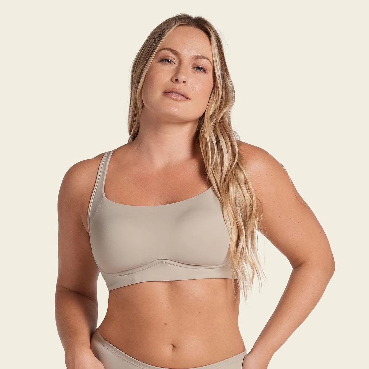 Leonisa Everyday Bra Sujetador sin Aro Ultracómodo de Alta Sujeción y Cubrimiento - PowerSlim, Copas Espuma, Tirantes Removibles, Uso Diario, Hecho en Colombia