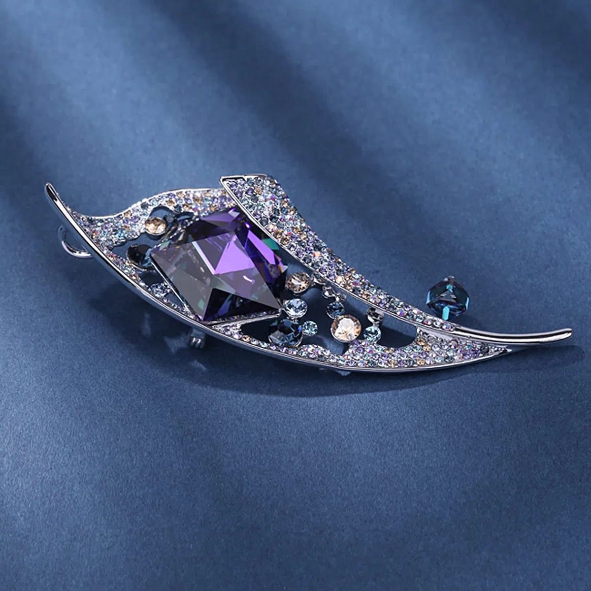 Broches De Mujer Broche Único Elegante Bufanda De Solapa Ropa Ramillete Accesorios De Ramillete De Cristal Damas Cumpleaños Boda Baile De Graduación Broche Decorativo De San Valentín