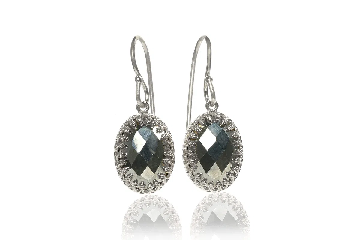 Pendientes de Cristal de Pirita - Pendientes Ovalados de Piedra Natural, Pendientes de Moda, Pendientes para Todos los Días - Pendientes de Oro Intrincados con Caja de Joyería - Elija su Material