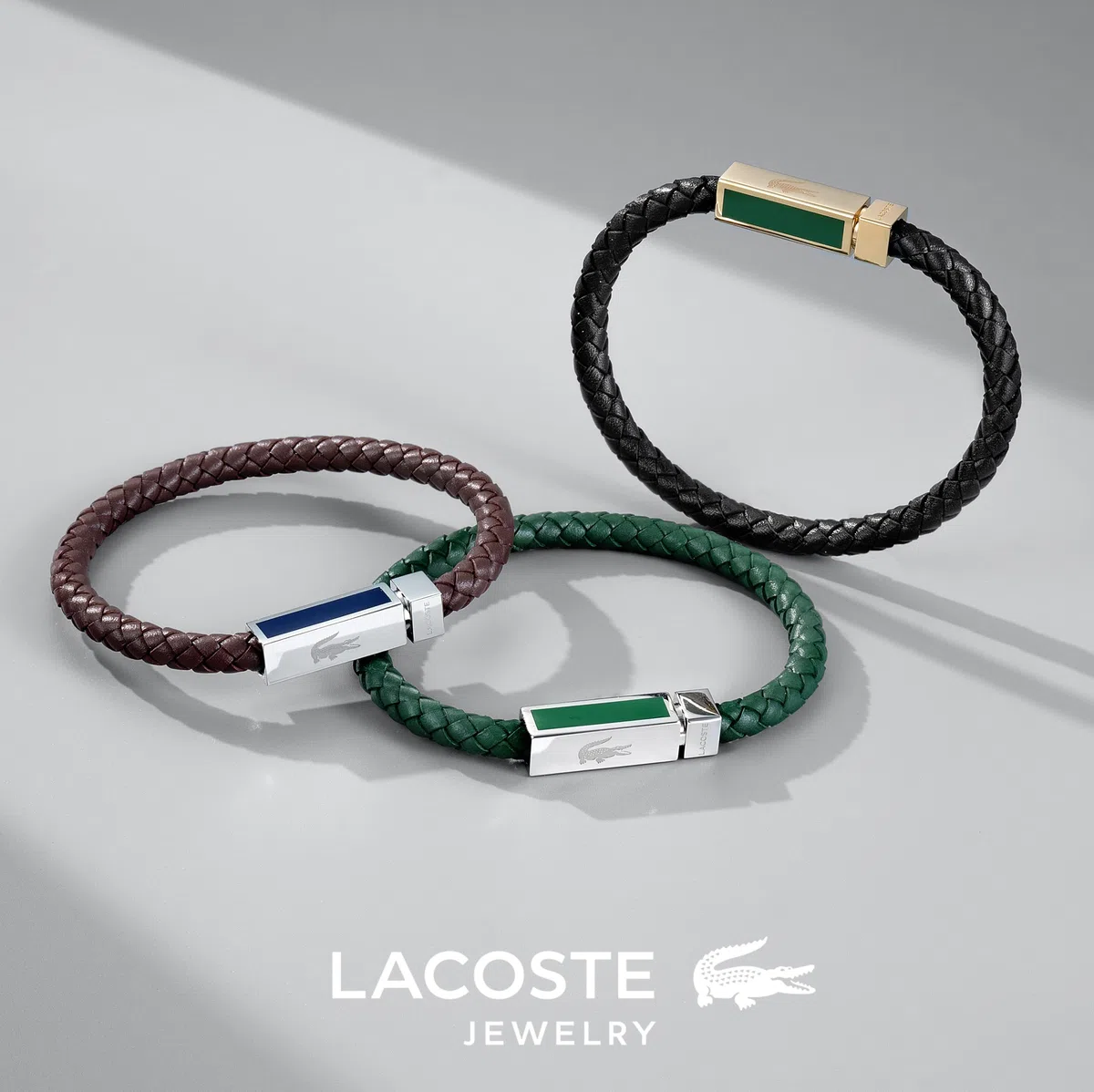 Lacoste Pulsera de Cuero Trenzado para Hombre Colección ROCKEL - Disponible en versión Verde o Negra