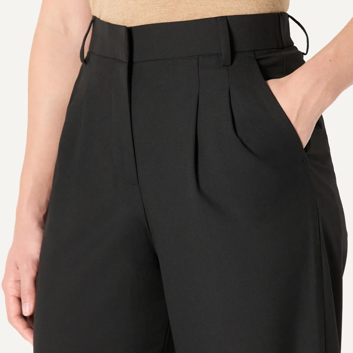 Amazon Essentials Mujer Pantalón de Vestir de Longitud Completa de Ajuste Relajado