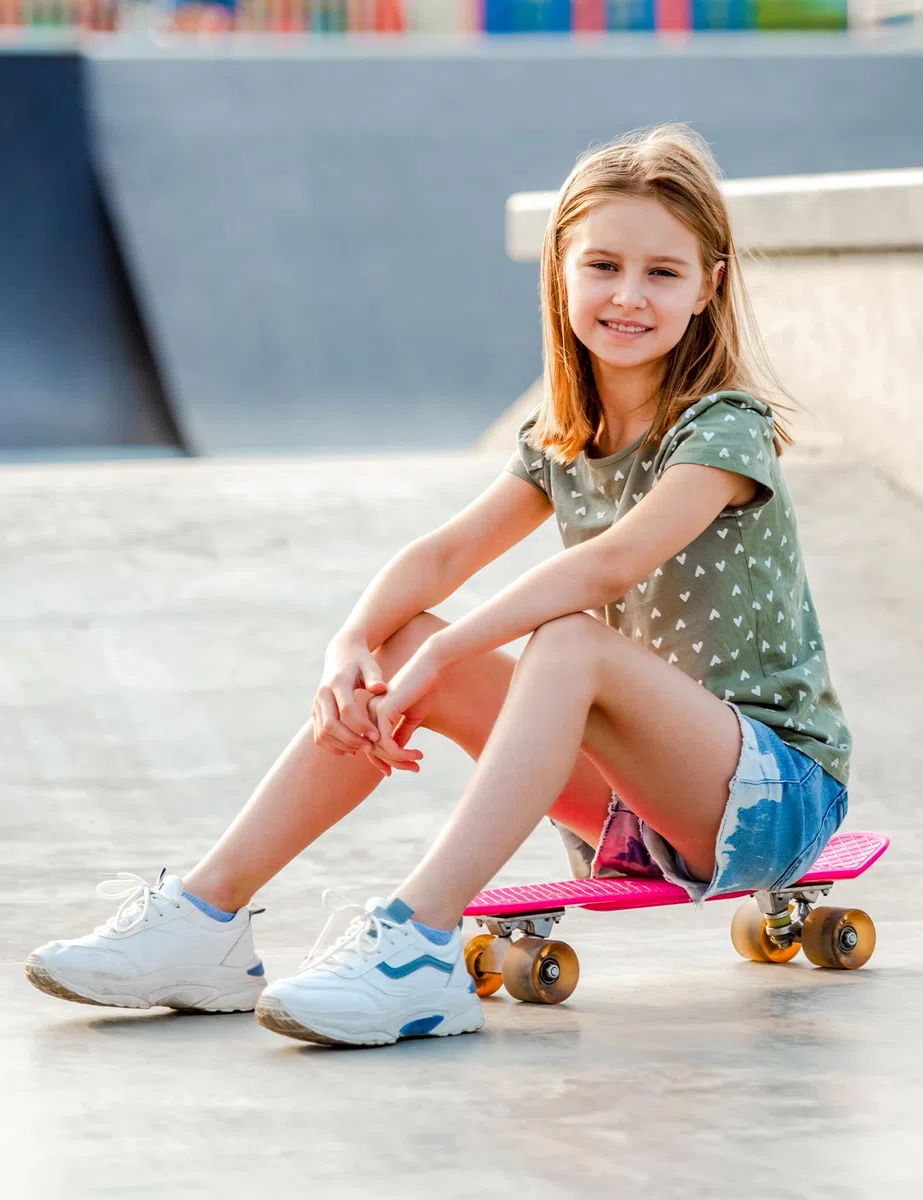 BOOPH 10 pares de calcetines para niñas y niños, calcetines invisibles para niños pequeños, calcetines antideslizantes hasta el tobillo de corte bajo de 3 a 12 años