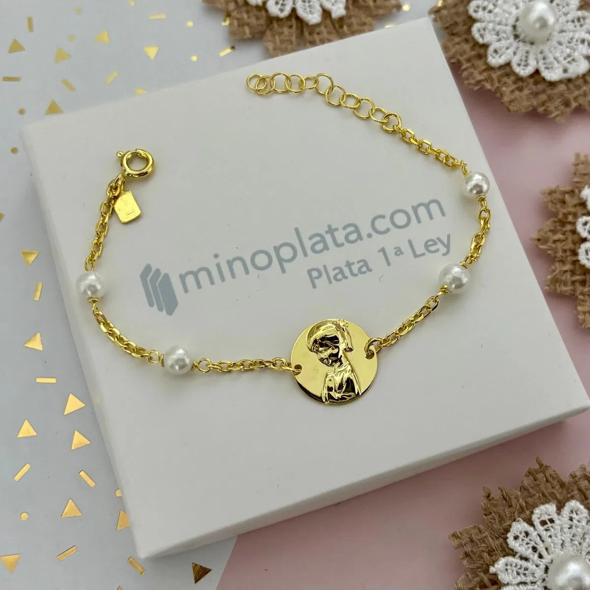 Pulsera infantil Virgen Niña de Plata chapada en Oro con Perlas