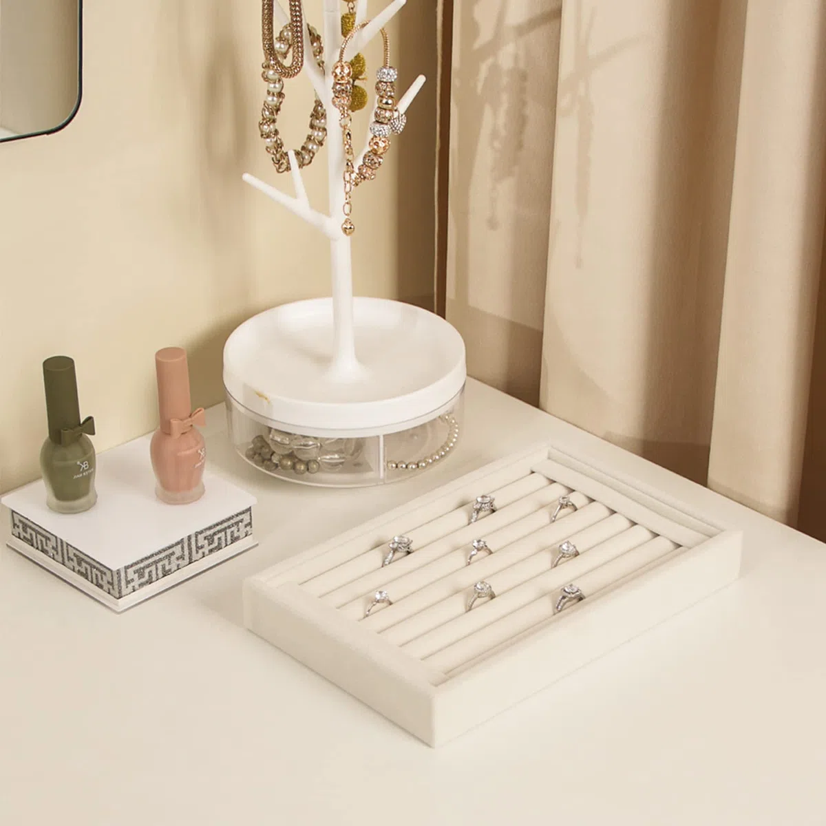 Pangkeep Soporte para anillos, bandeja organizadora de joyas, soportes para vender anillos y pendientes (beige)