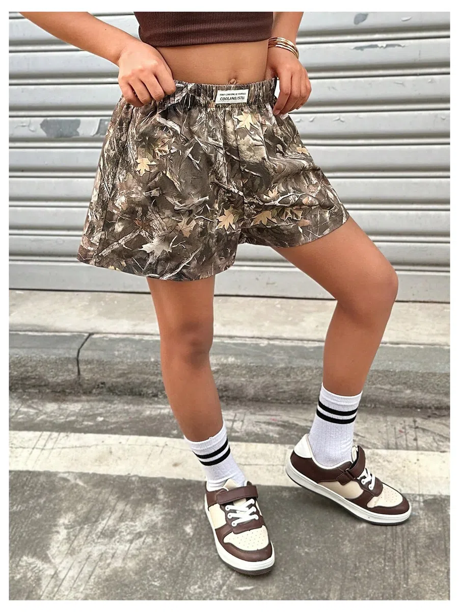 Floerns Pantalones cortos de chándal con cintura elástica y estampado de camuflaje para niña