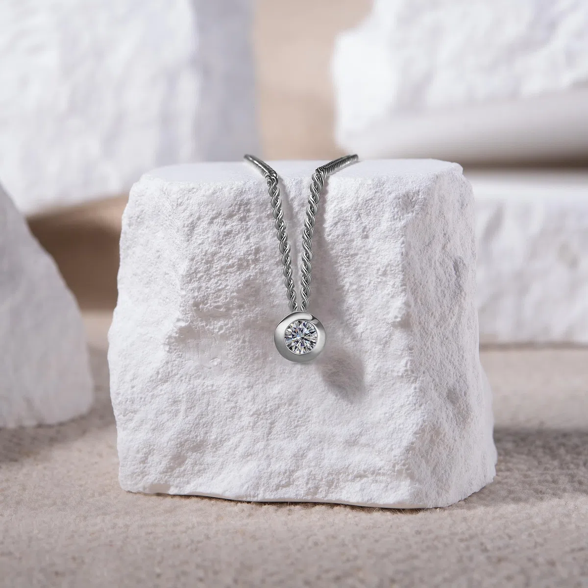 OROVI Collar de mujer de plata de ley 925 – Cadena de plata 925 para mujer, colgante de circonita, cadena de plata hipoalergénica de 46 cm, colgante de circonita, joya de plata, incluye elegante caja