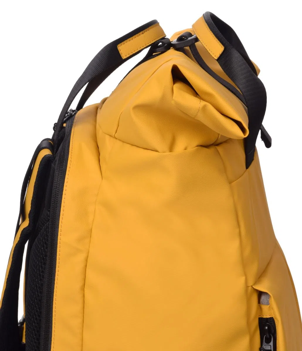 KCB Mochila Antirrobo Grande de Hombre Skid | Diseño Espacioso y Práctico | Bolsillos Multiusos | Compartimento para Portátil y Tablet | Asas Ajustables | 100% Vegano
