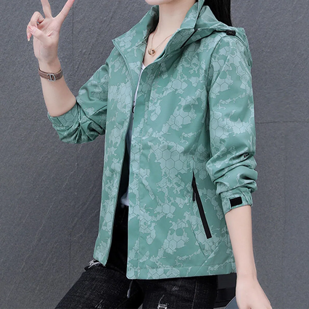 Chaqueta Informal Y Moderna Para Mujer Con Estampado Exquisito Material Cómodo, Adecuada En Otoño E Invierno Americana Tostado Parka Corta Primavera Impermeables Ropa Senderismo Capucha