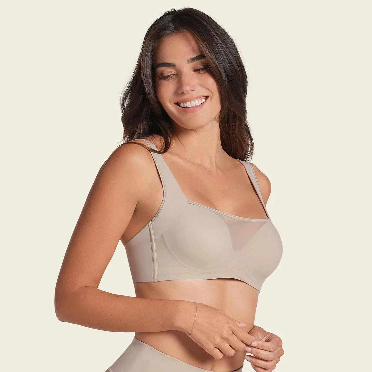 Leonisa Sujetador brastop con Buen cubrimiento de sisa y Espalda