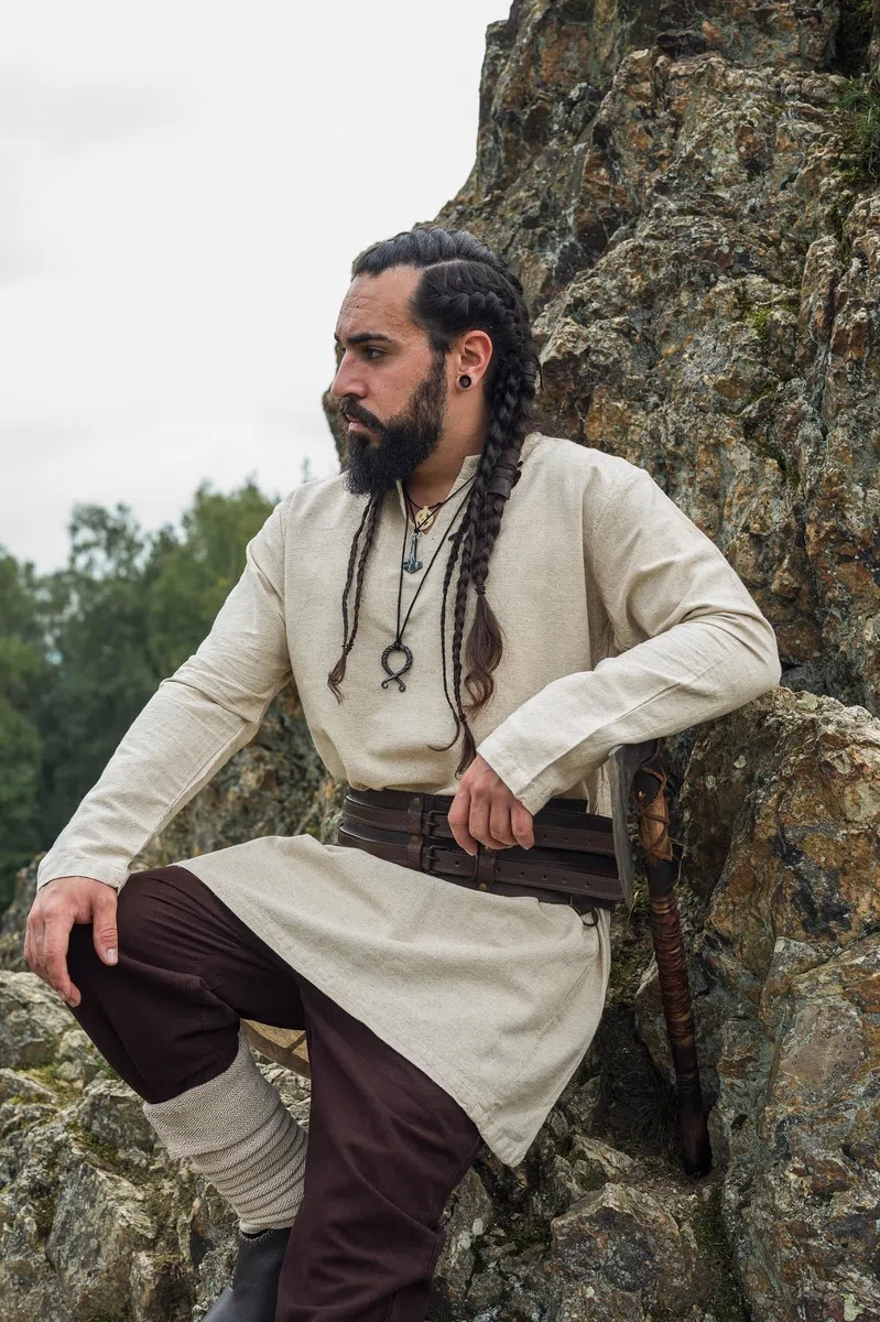Leonardo Carbone Túnica de lino vikingo Ragnar - Ropa medieval, camisa de lino para hombre, camisas de ocio de manga larga, disfraz de carnaval, túnica vikinga, ropa LARP - 100% lino