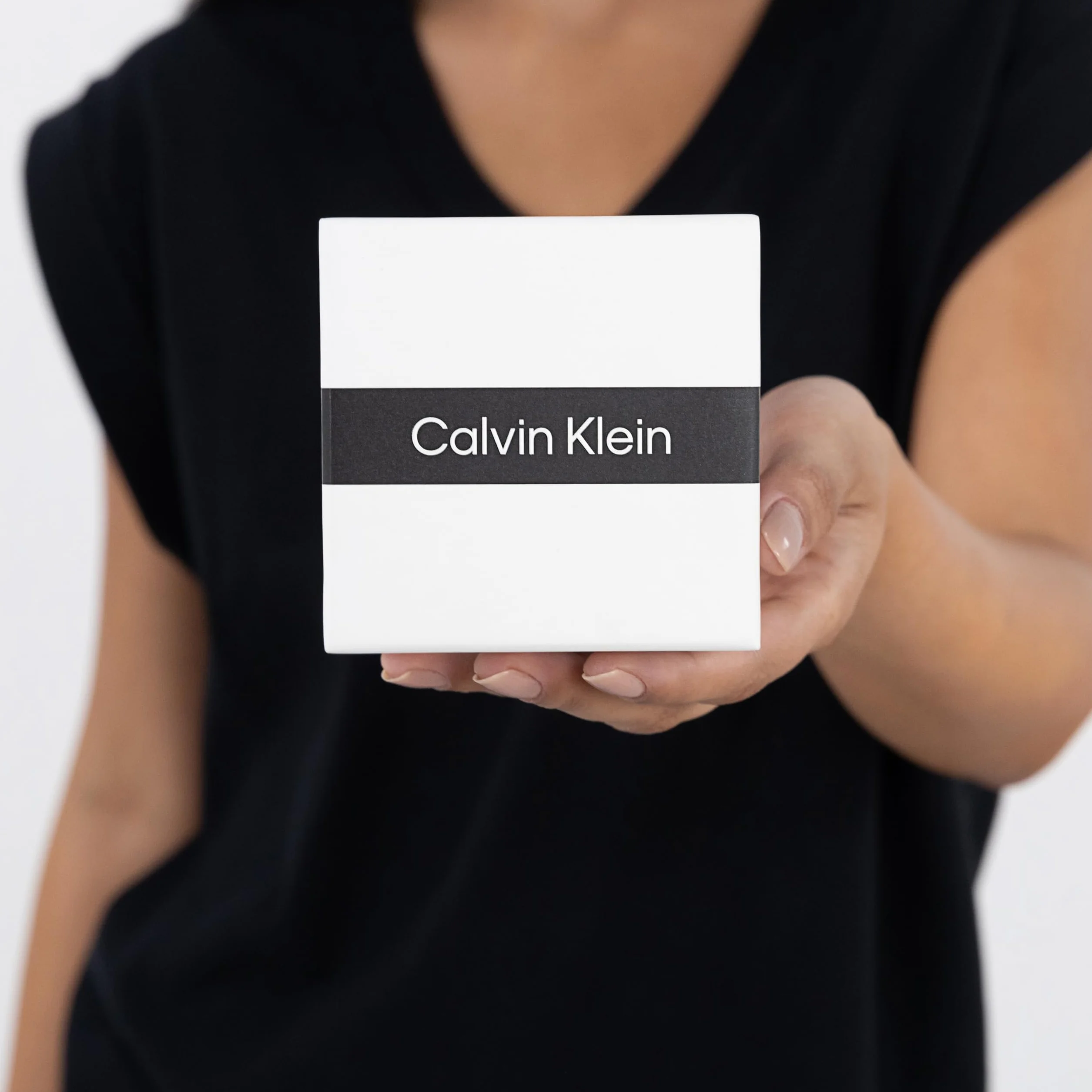 Calvin Klein Colección SCULPTED 35000814 - Collar con colgante de acero inoxidable chapado en oro amarillo para mujer