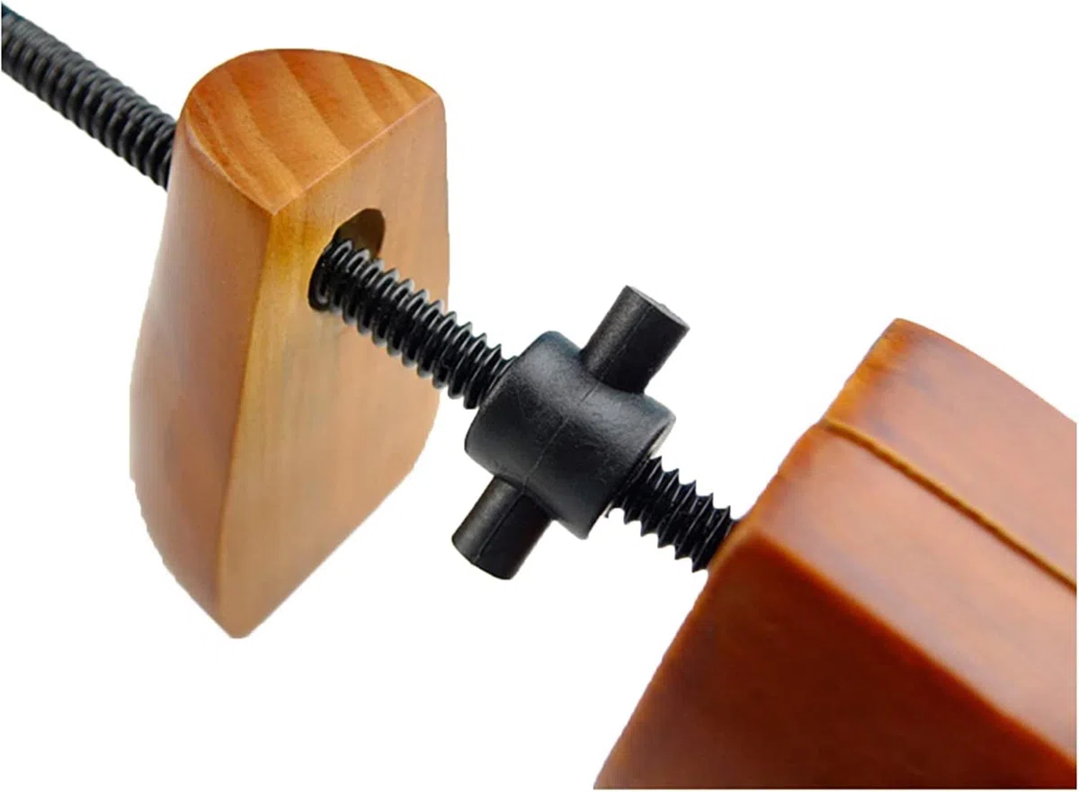 REVAHI Ensanchador de Zapatos de Pino de Primera Calidad para Mujeres y Hombres, ensanchador de Zapatos de 4 vías para Mujer, expansores de Empeine de árbol, Longitud elástica, Ancho y Alto