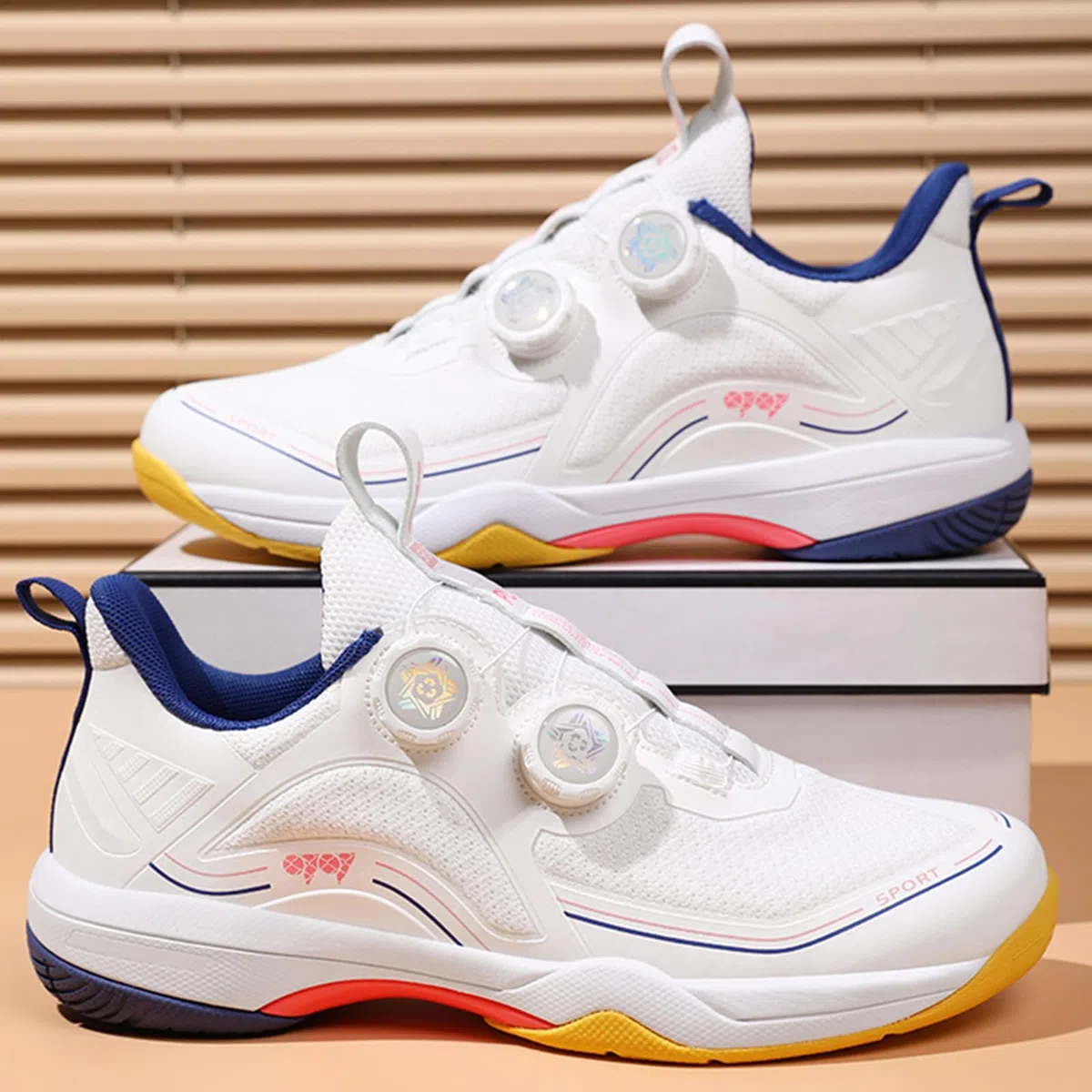Zapatillas de bádminton/tenis de mesa con tecnología sin costuras, diseño unisex ligero, placa de carbono TPU y suela MD antideslizante, versátil