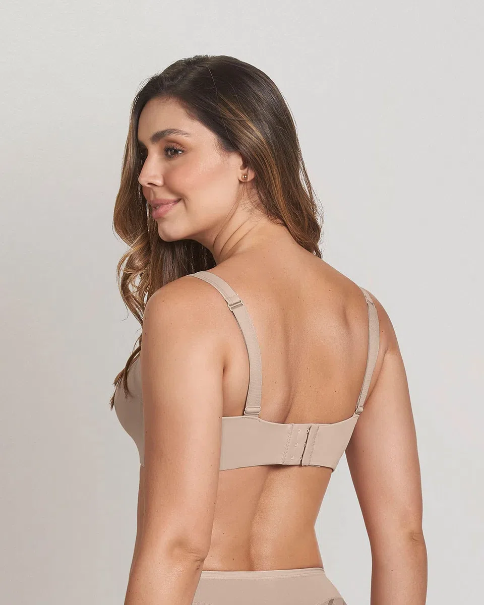 Leonisa Sujetador brastop con Buen cubrimiento de sisa y Espalda