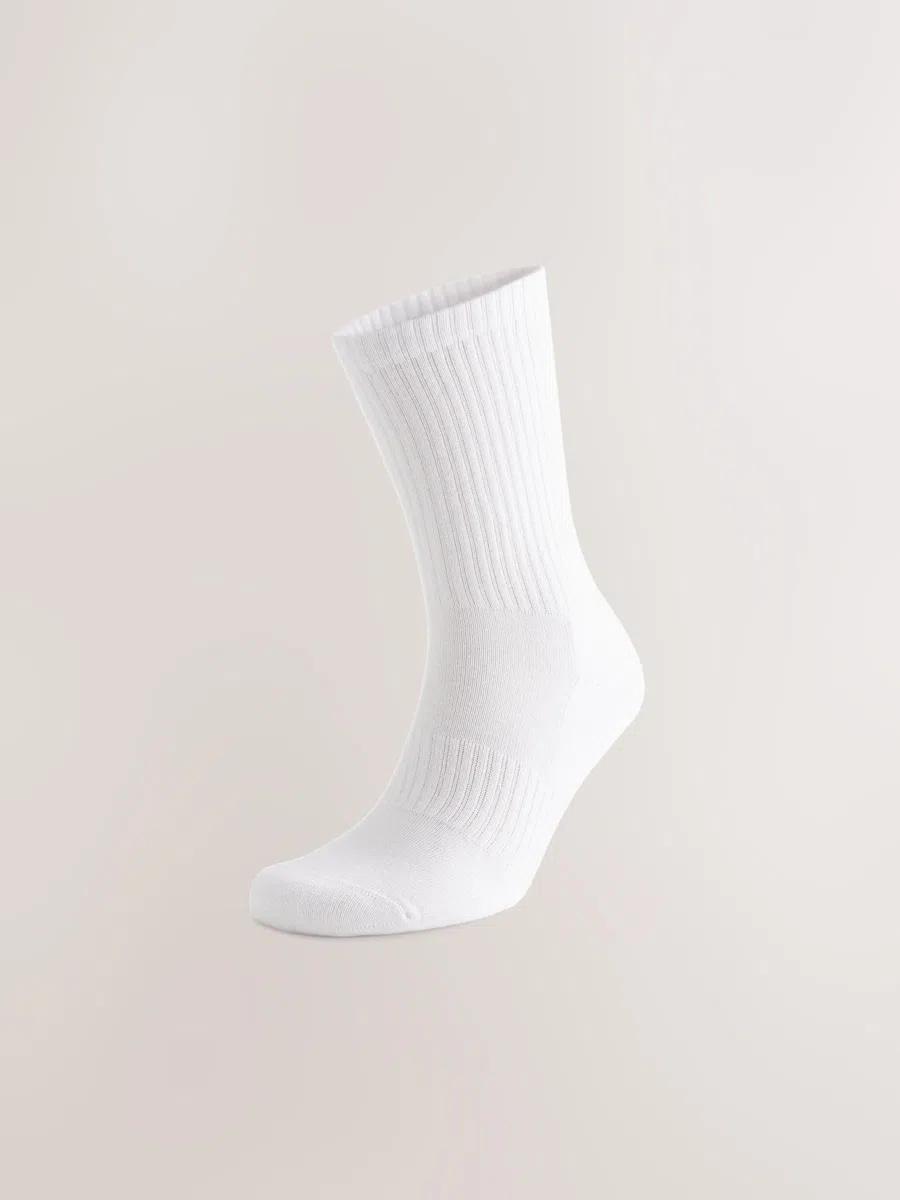 NEXT Hombres Pack de 12 pares de calcetines deportivos básicos