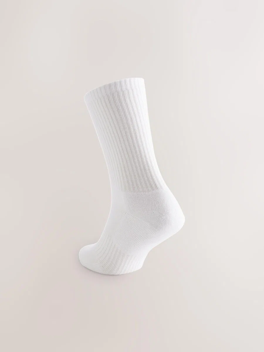 NEXT Hombres Pack de 12 pares de calcetines deportivos básicos
