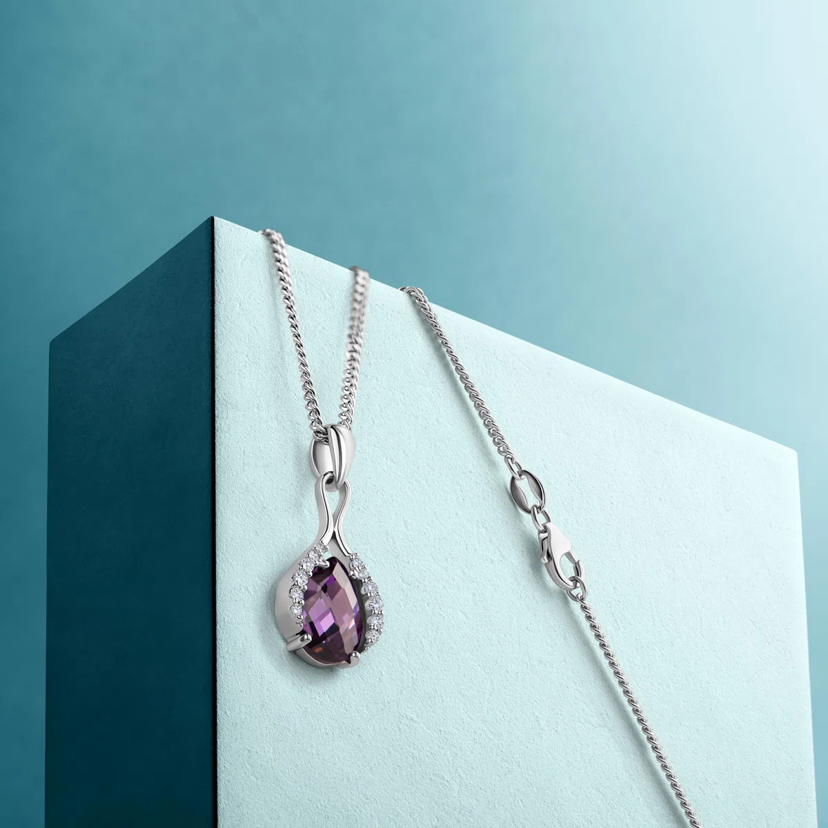 MIORE Collar de plata de ley para mujer, cadena con colgante de amatista y circonitas en plata de ley 925. Piedra natural talla gota. Cadena Grumetta Cm 45. Colgante de Mujer Hipoalergénico.