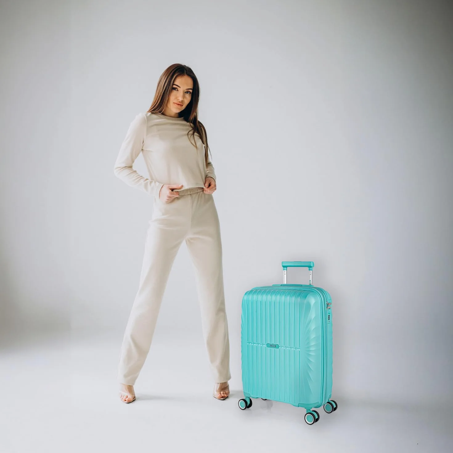 Maleta Cabina 55x40x20 rígida con ruedas tipo trolley ligera apta para avió
