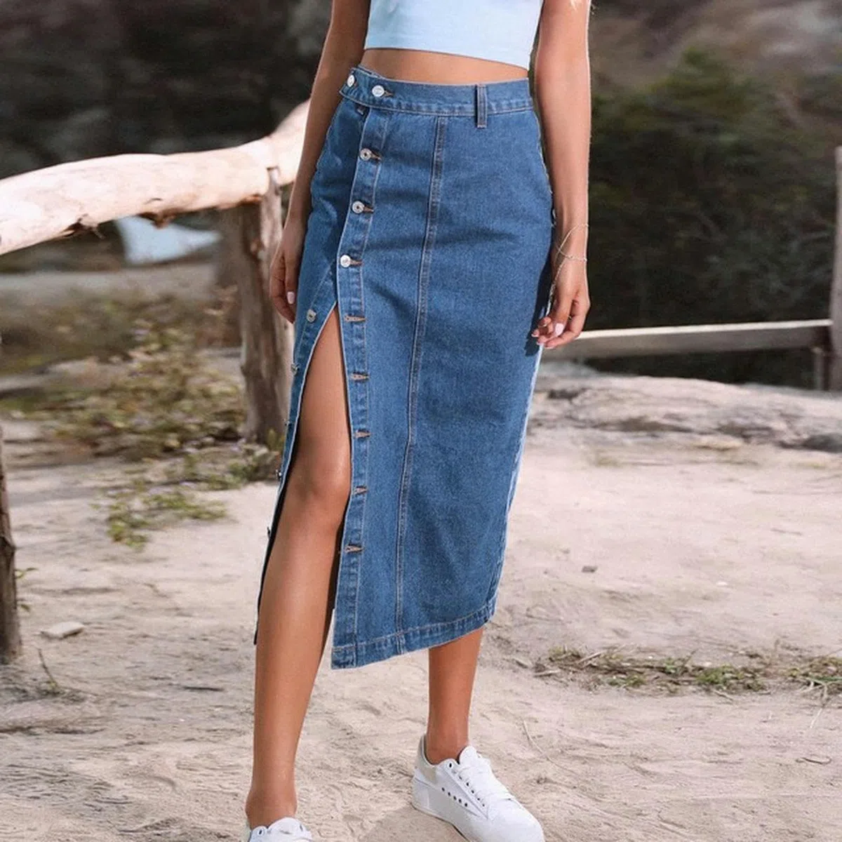 Novedad de verano, faldas vaqueras con abertura irregular en la parte delantera con botones europeos y americanos, falda larga delgada de cintura alta, falda vaquera midi informal, azul marino, M