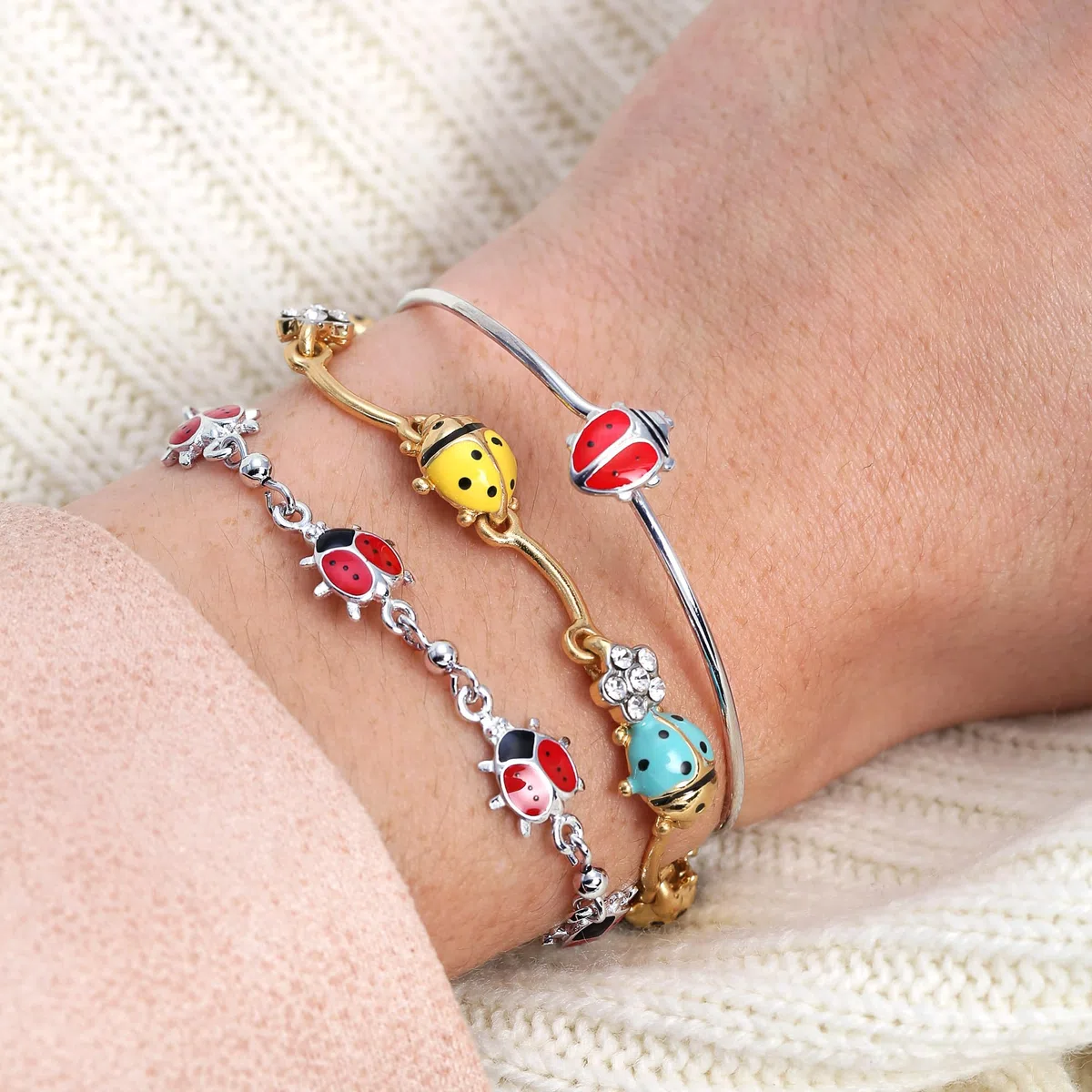 Pulsera de Encantos de Estación Múltiple de Buena Suerte Jardín Afortunado con Mariquitas Rojas de Esmalte para Mujeres Adolescentes .925 Plata de Ley 7,7.5 Pulgadas