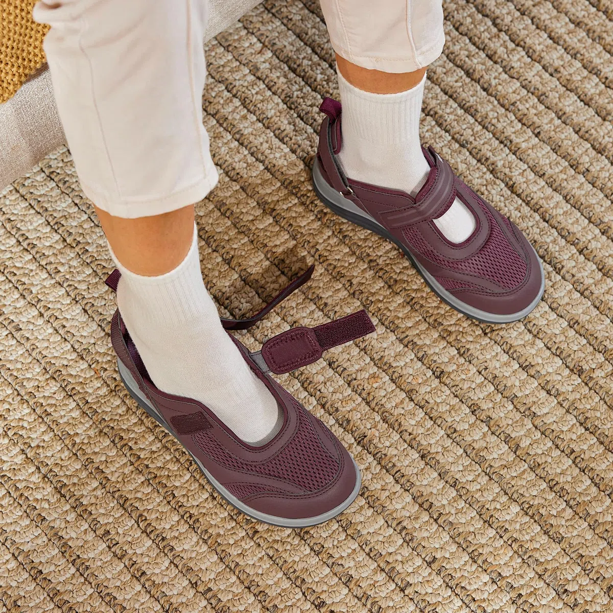 FitVille Zapatillas Mujer Sandalias Anchas Cómodas y Transpirables Zapatos para Caminar con Soporte para el Arco del Pie