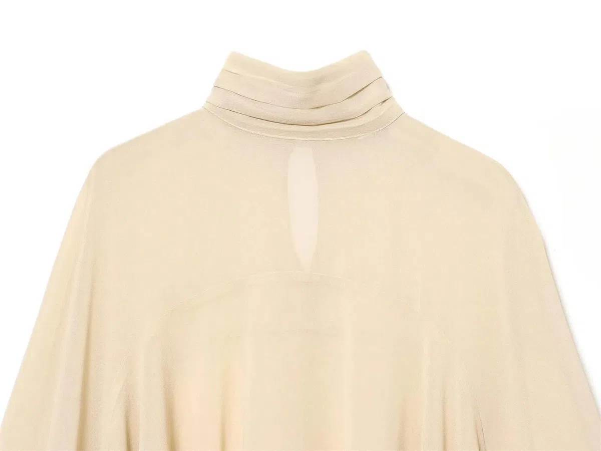 Genérico Camisa asimétrica para Mujer, Plisada, con Cuello Alto, Holgada, de Manga Larga, Estilo murciélago, Elegante, Informal, Color Beige Mediano.