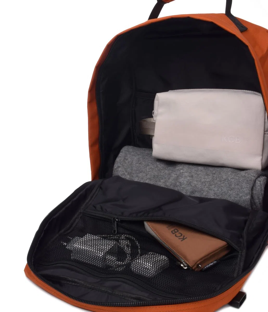 KCB Mochila de cabina Underseat | Mochila low-cost | Bolso cabina avión | Equipaje para Ryanair y Vueling | Equipaje para Easyjet | Mochila viaje | Bolso de mano cabina | 100% Vegana